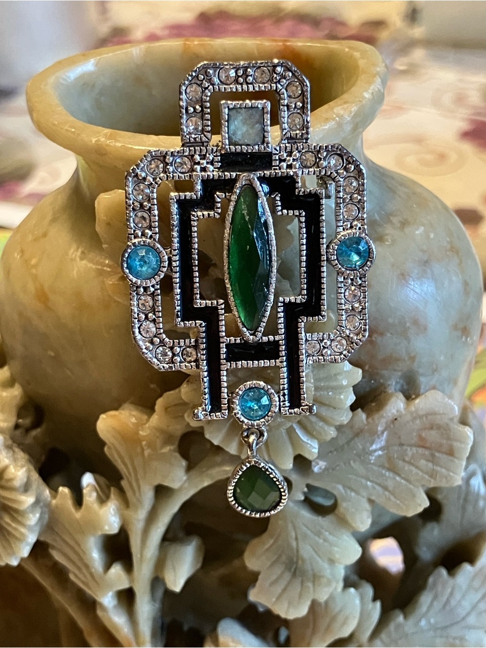 ART DECO ENAMELED BROOCH WITH PRONG SET CRYSTALS AND STONES - Picture 2 of 8